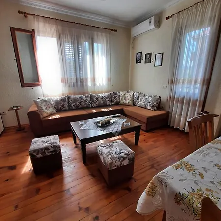 Villa Dedja Boutique Ndroq