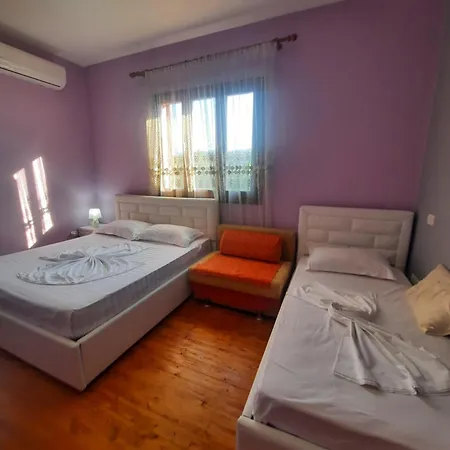 Villa Dedja Boutique בית הארחה *
