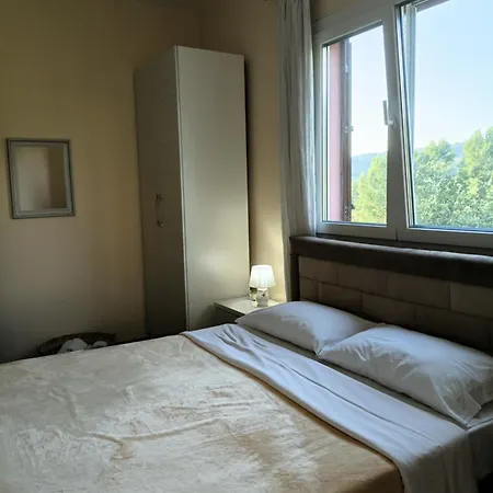 Villa Dedja Boutique * Ndroq